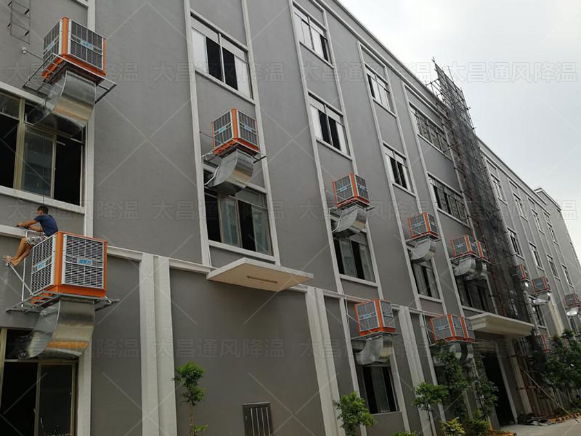 工業(yè)車間降溫該不該安裝節(jié)能省電的環(huán)?？照{(diào)？