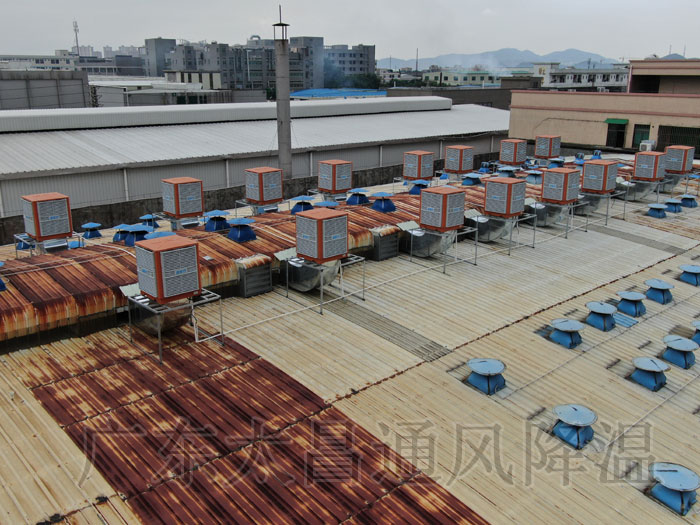 科迪實業(yè)環(huán)保空調(diào)氣樓安裝(無人機拍) (1).jpg